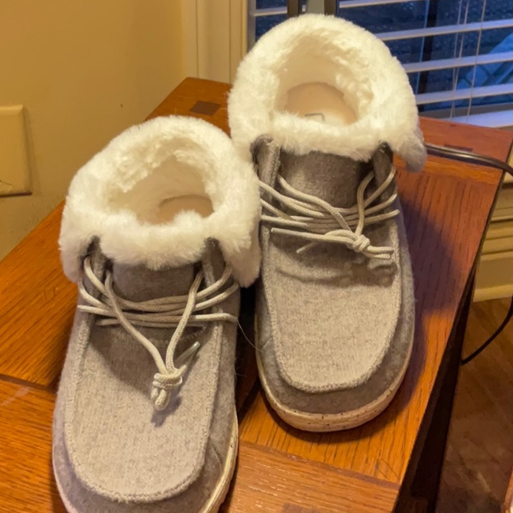 Hey Dude Fur Lined Loafer